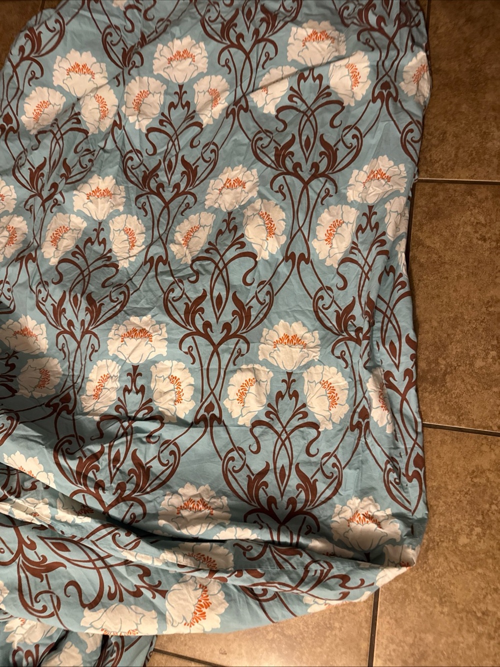 Pottery Barn queen duvet cover